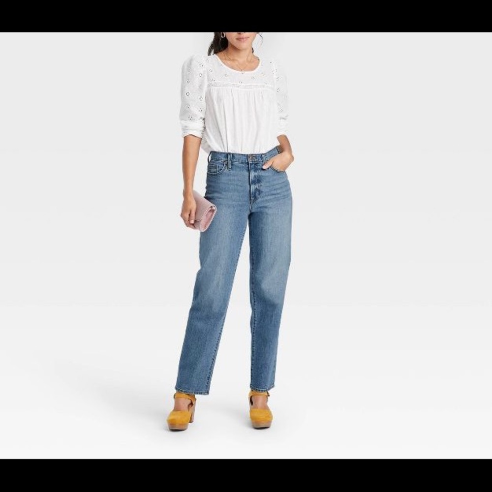 Universal Thread™ Vintage Straight Jeans - Medium Wash